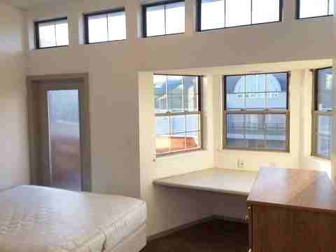 1002SEC - Photo 5 of 15