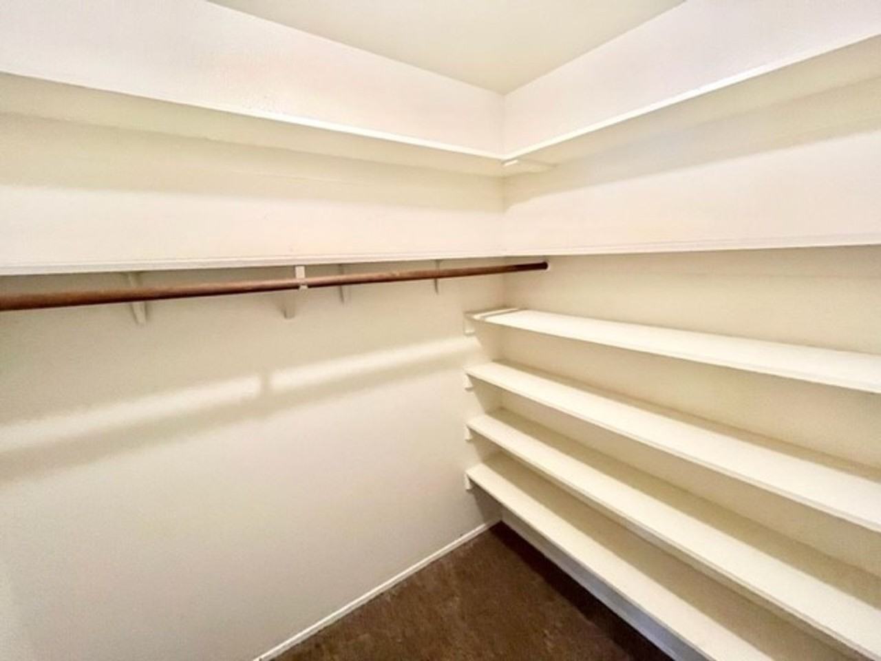 **Pre-Leasing for Summer 2026** 417 Orange Street, 3 Bedroom and 1 Bedroom Options - Photo 6 of 36