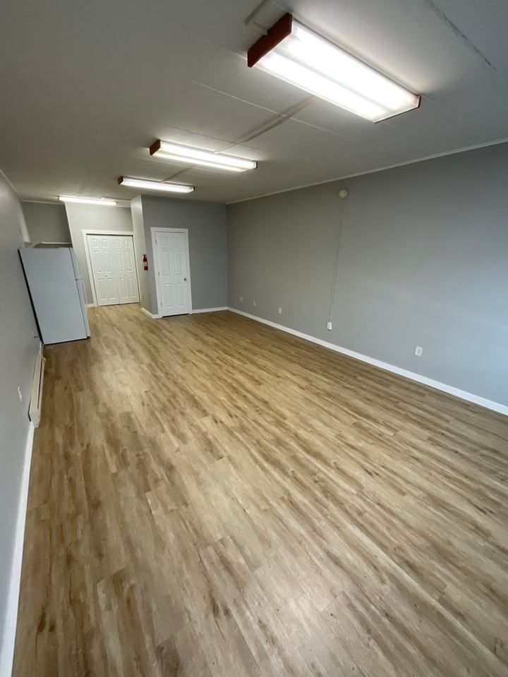 213 S Lincoln St - Photo 5 of 9