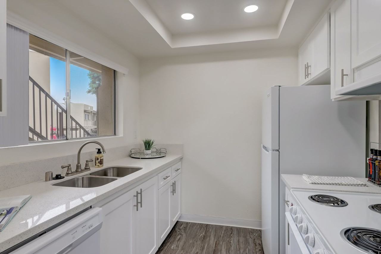 Arbor Park Apartments - Photo 3 of 50