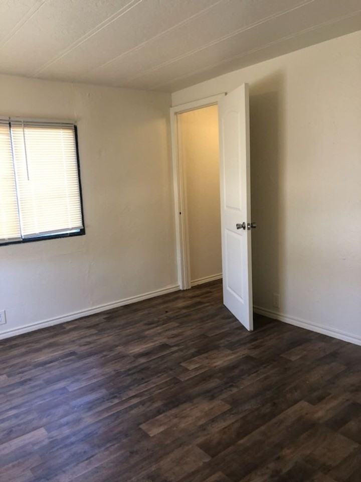 330hwy - Photo 2 of 35