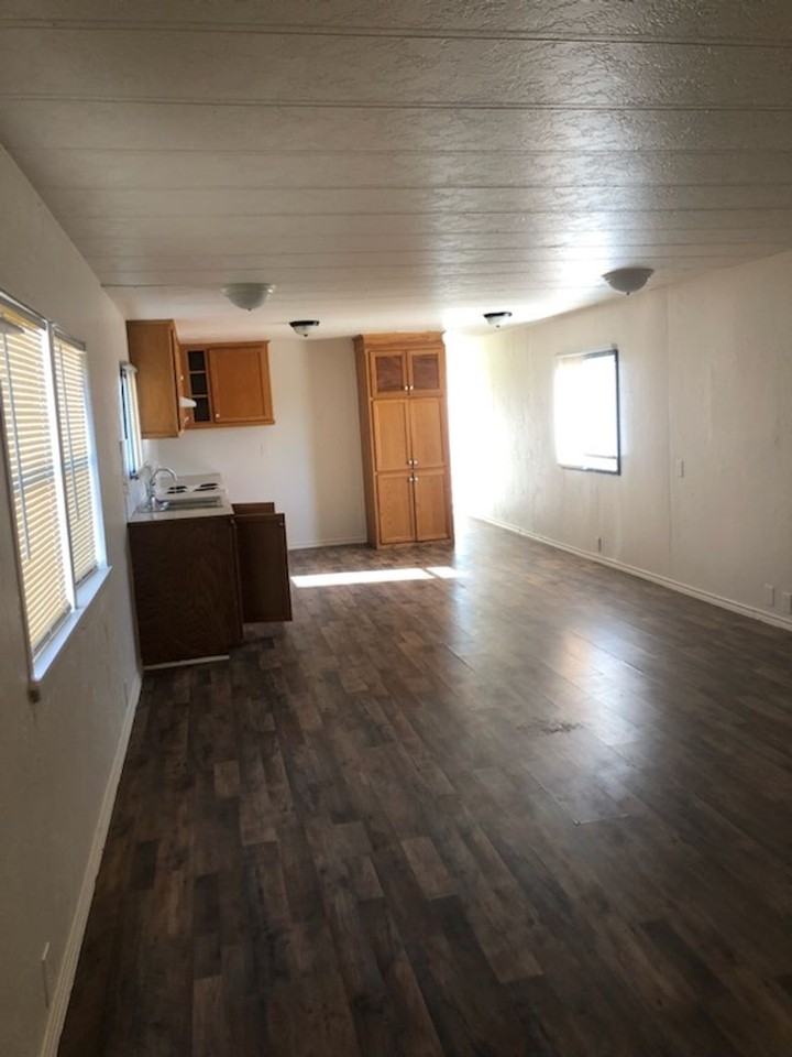 330hwy - Photo 6 of 35