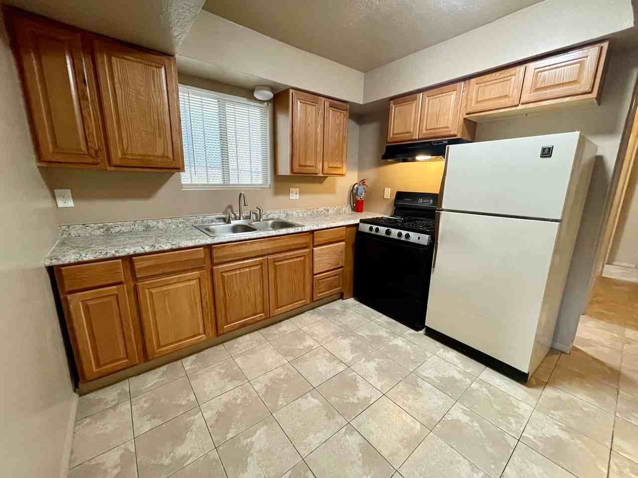 121 General Arnold - Photo 3 of 7