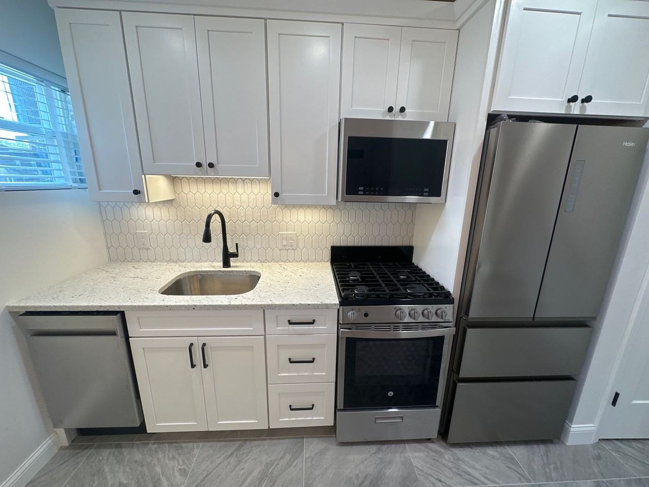 Worthington St 1445 HHR - Photo 5 of 22