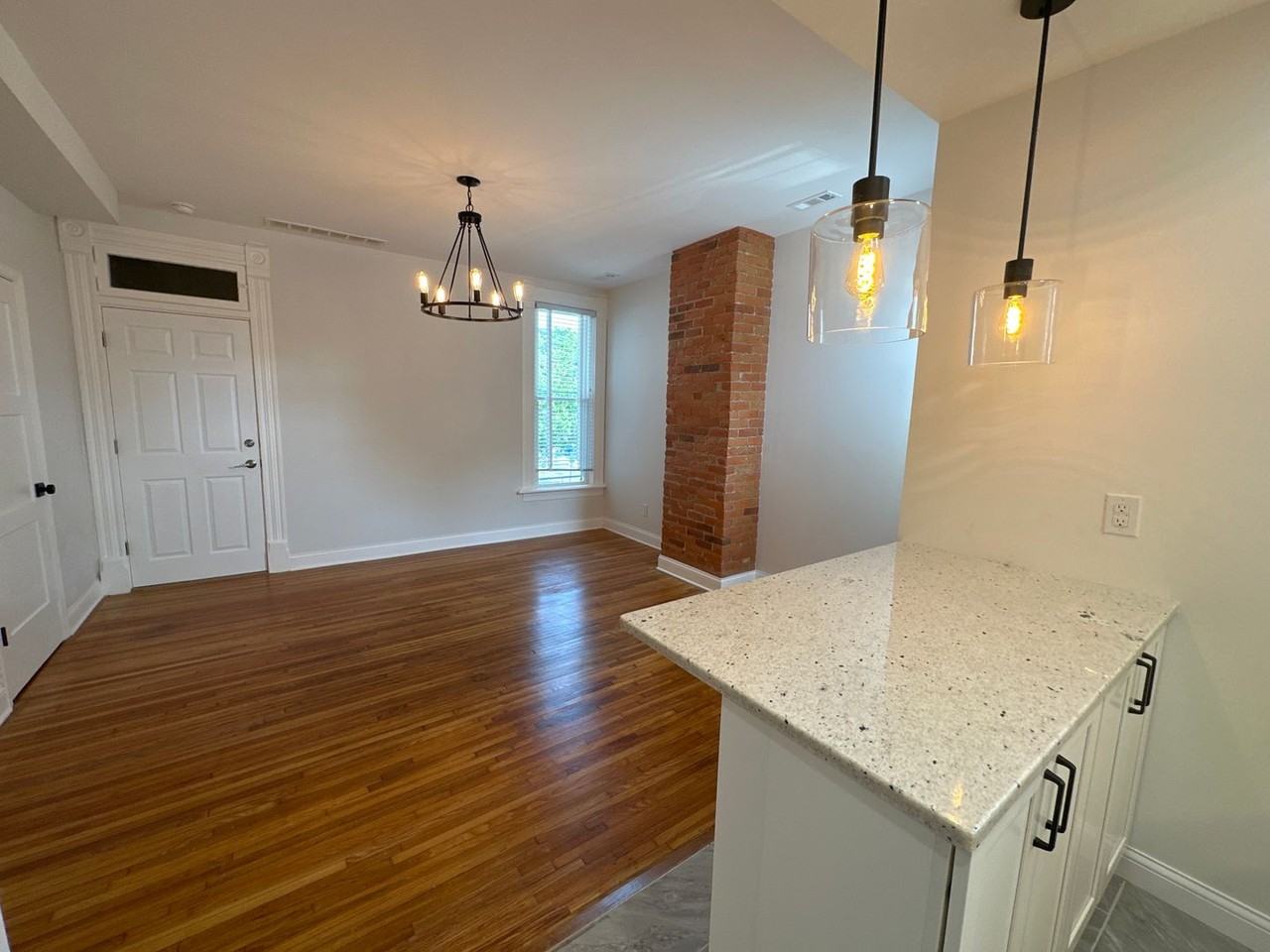 Worthington St 1445 HHR - Photo 6 of 22