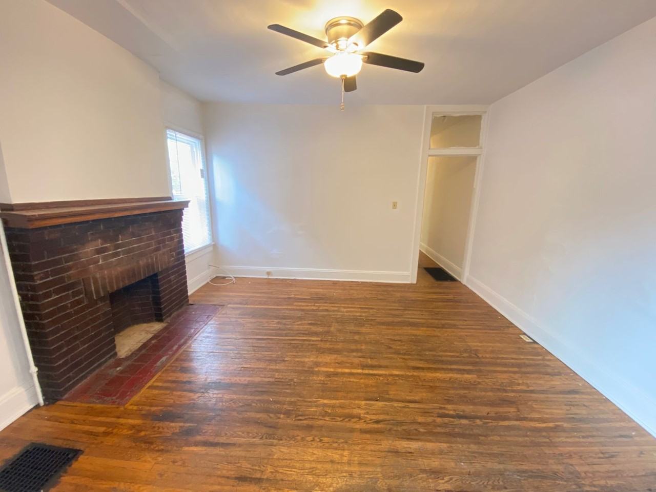 Highland St 1441-1443 CR - Photo 5 of 24