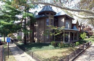 featured image of 839 Neil Ave