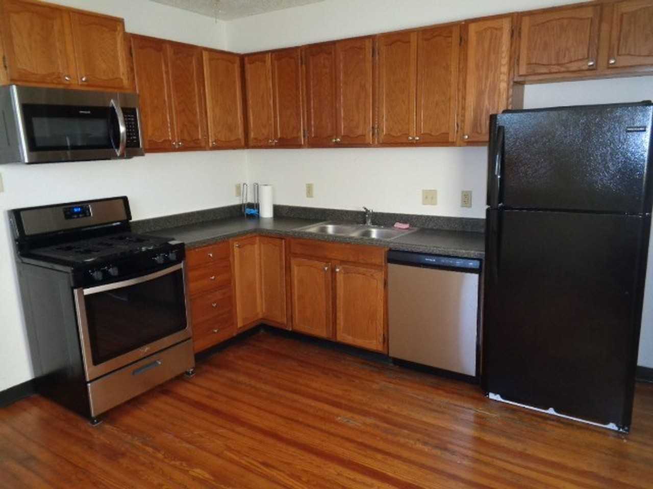 91089 - 1531/33 PARS - Photo 3 of 15