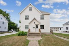1015 W 22nd St - Cedar Falls - Photo 1 of 1