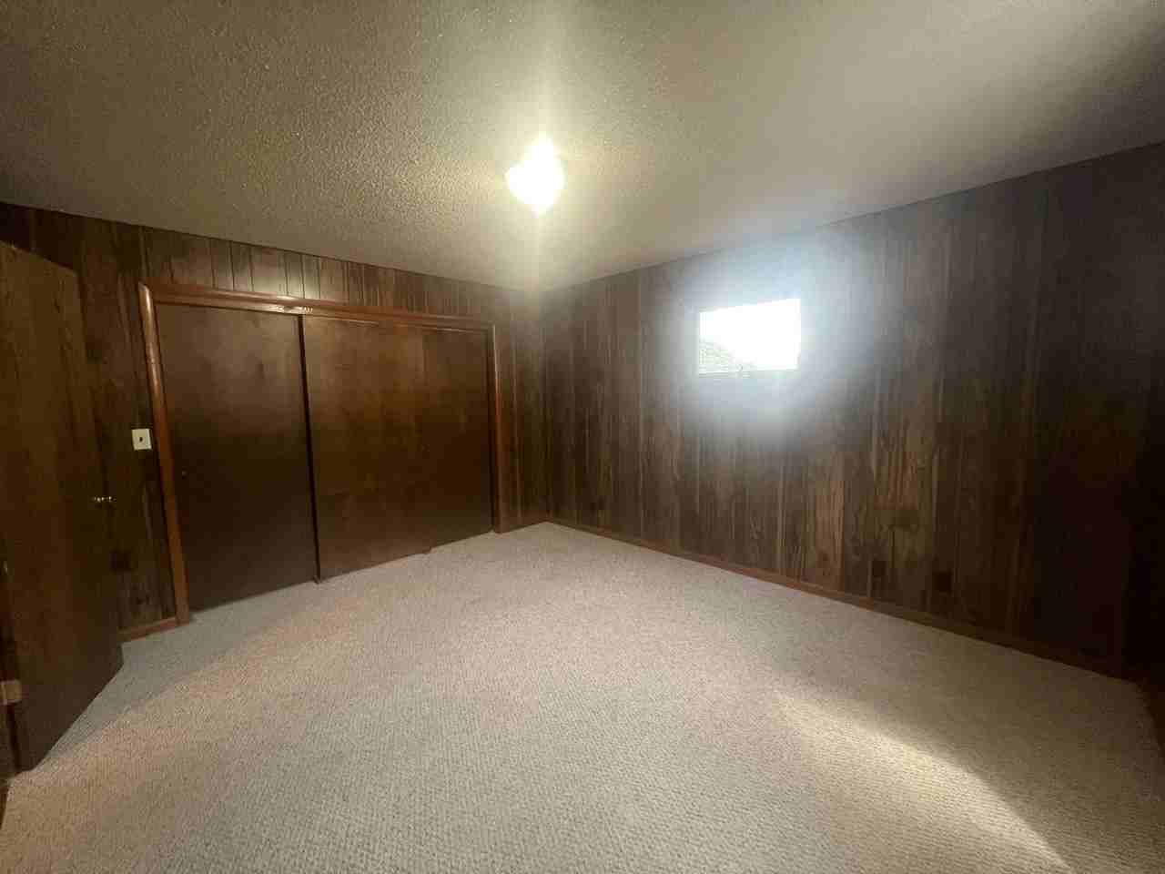 Airshire Ct - Photo 5 of 12