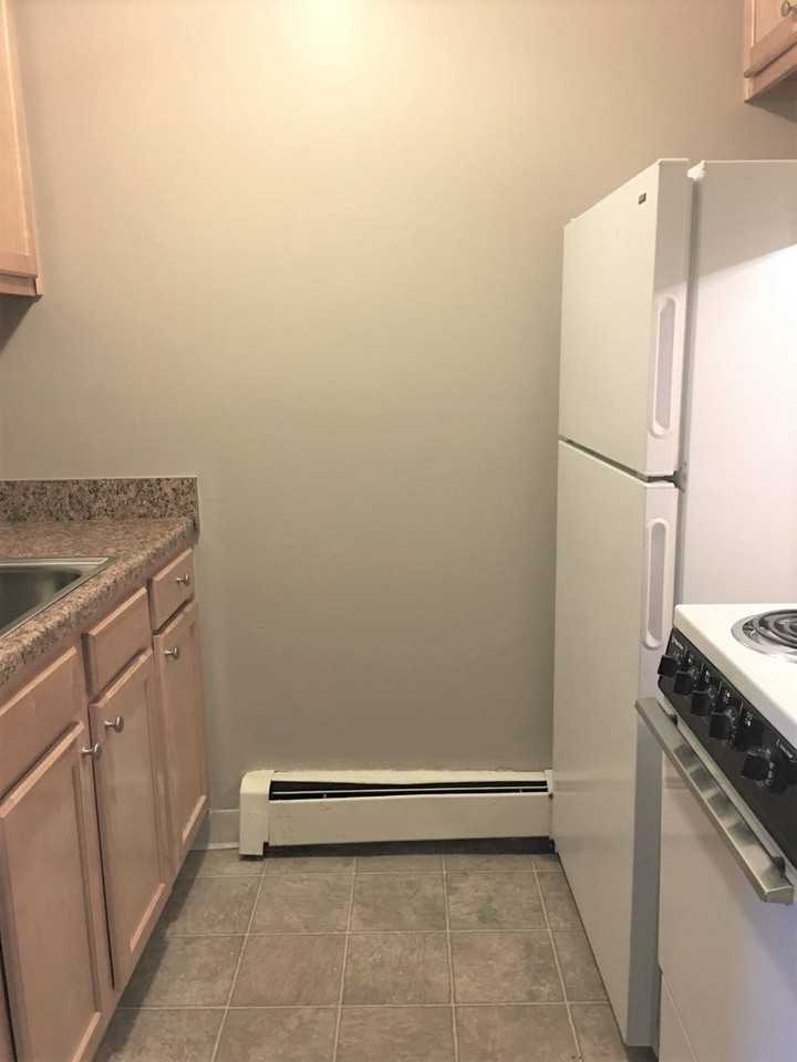 ADAMS HOUSE - Photo 3 of 16