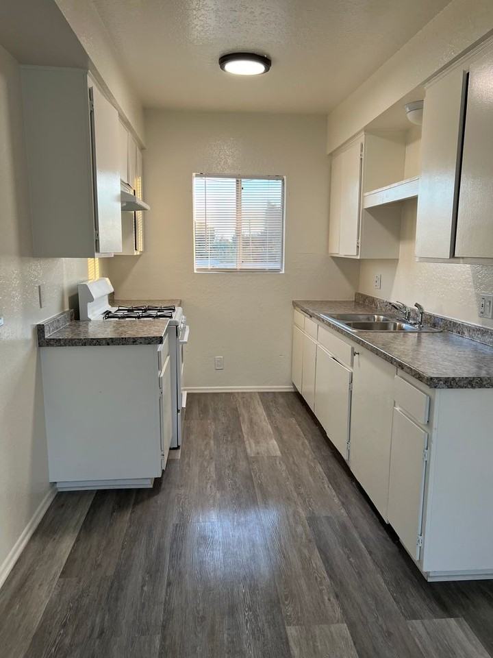 Warren St Family Village - Photo 4 of 20
