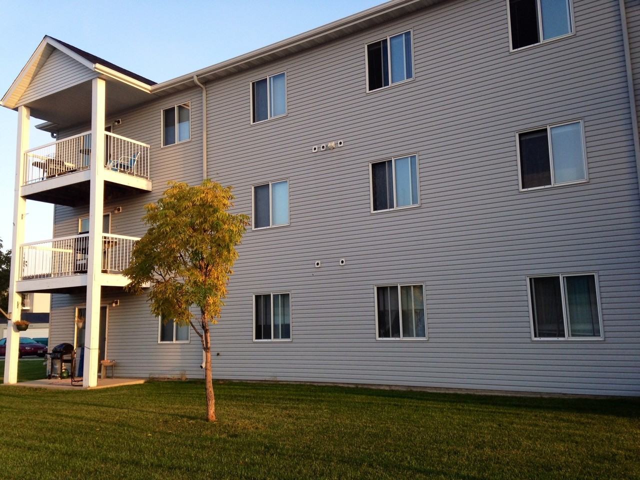 Brandy Hill Apartments - Photo 3 of 8