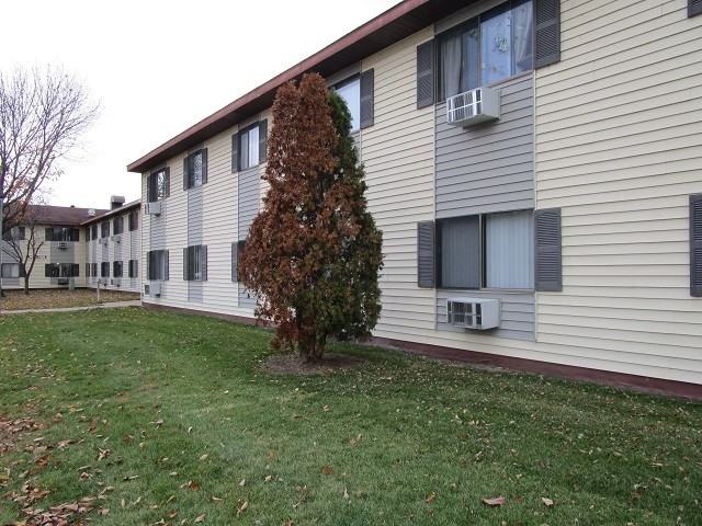 Riverview Apartments - Photo 4 of 12