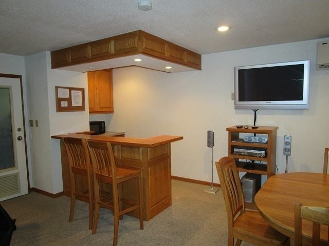 Riverview Apartments - Photo 5 of 12