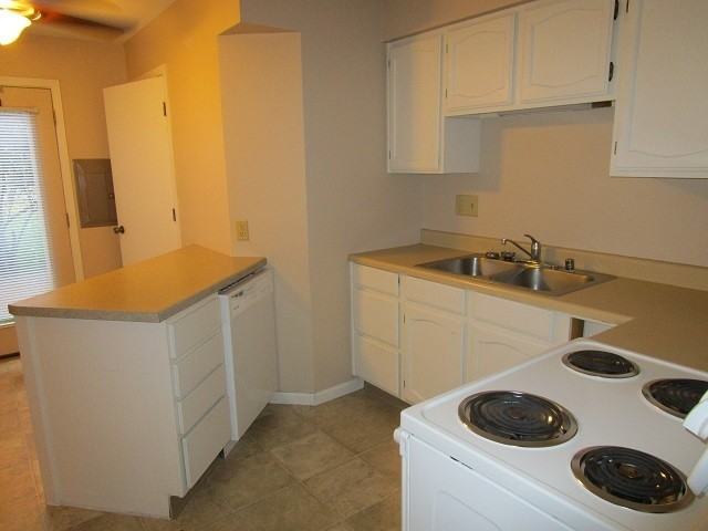 Valley View Townhomes - Photo 6 of 29