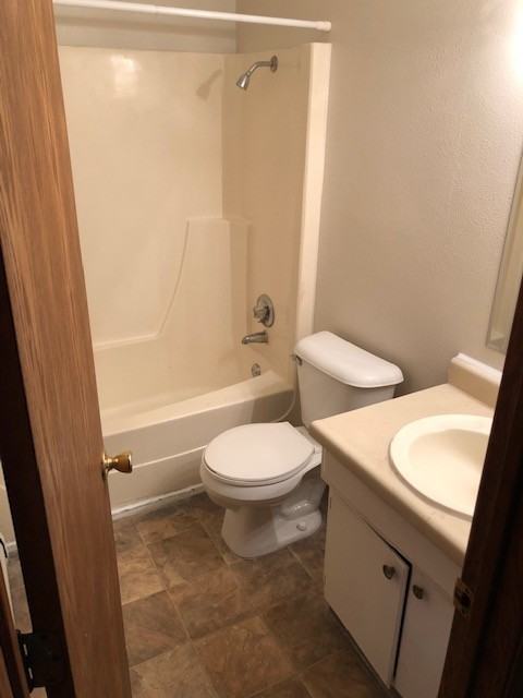 Holiday Manor (HOL4205) - Photo 6 of 12