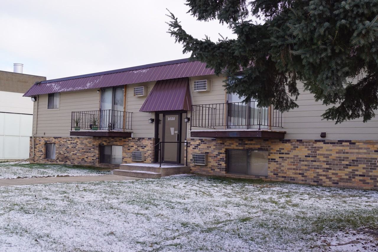 Lake Park (LAK1000) - Photo 3 of 19