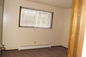 featured image of 1201 N Prairie Ave