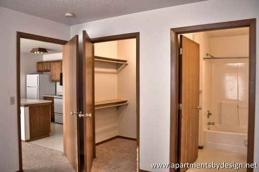 Brookshire - Photo 5 of 42