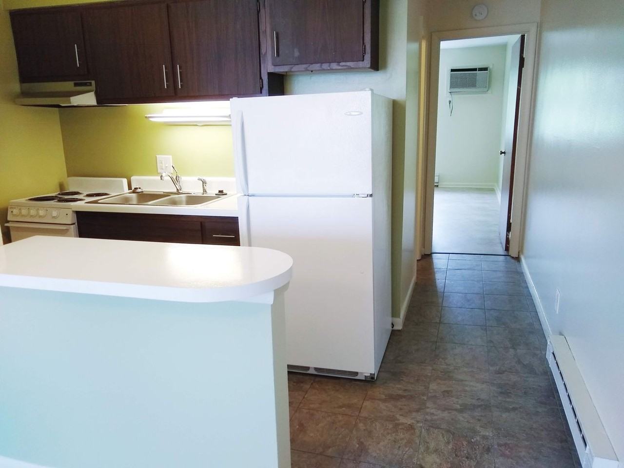 FAIRVIEW - AVAILABLE JULY 2024 - Photo 3 of 24