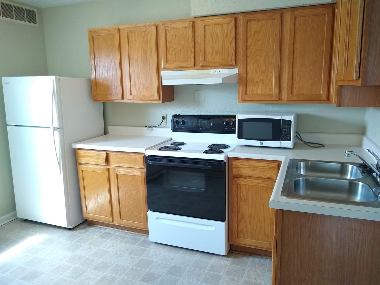 White Mountain - Residential - Photo 3 of 6