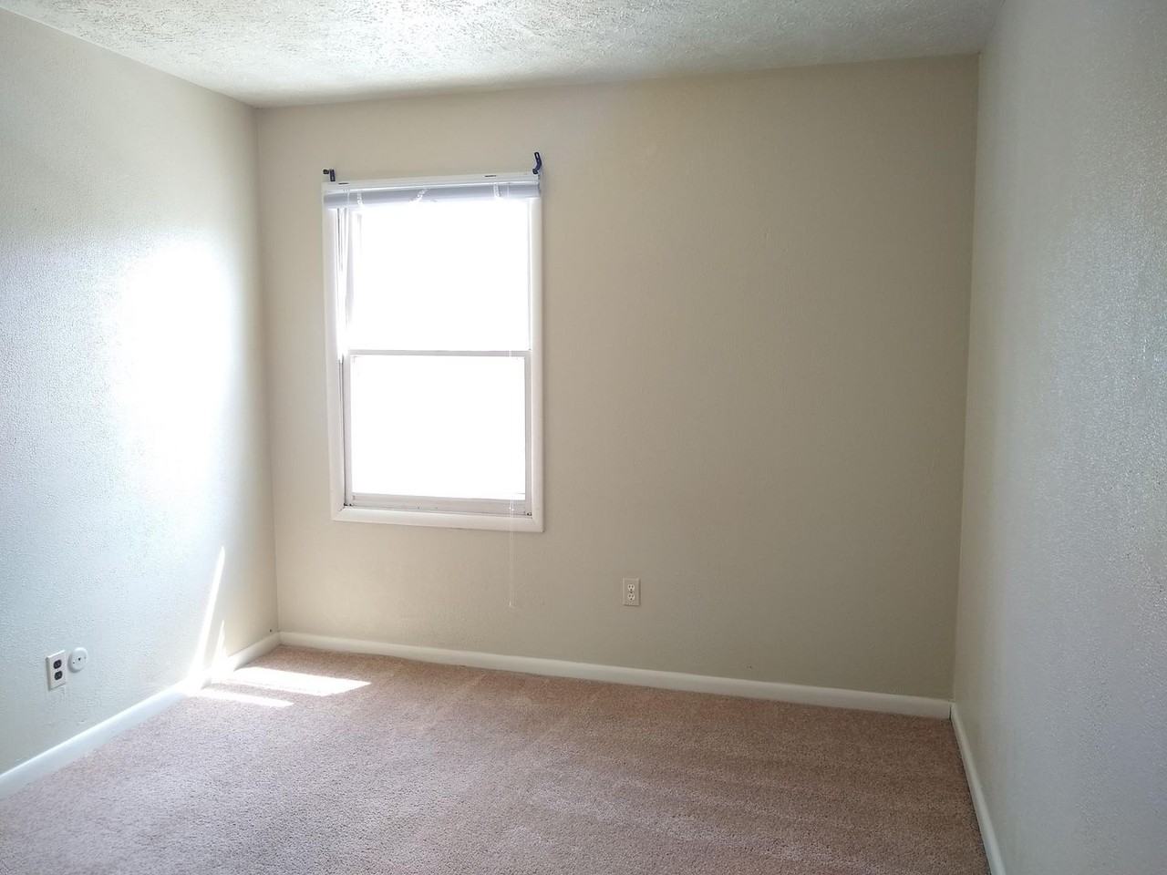 White Mountain - Residential - Photo 5 of 6