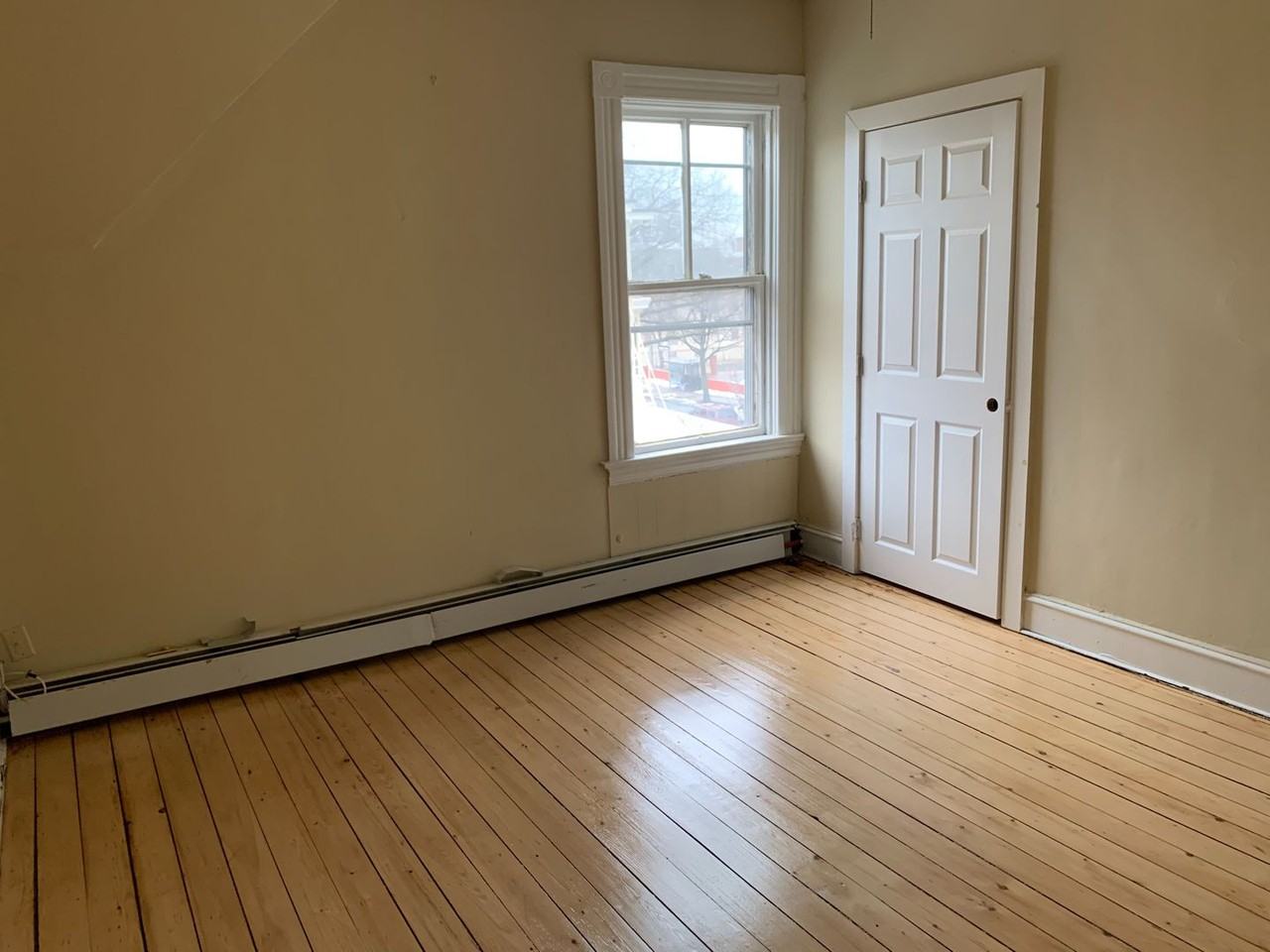 271Broadway - Photo 4 of 12