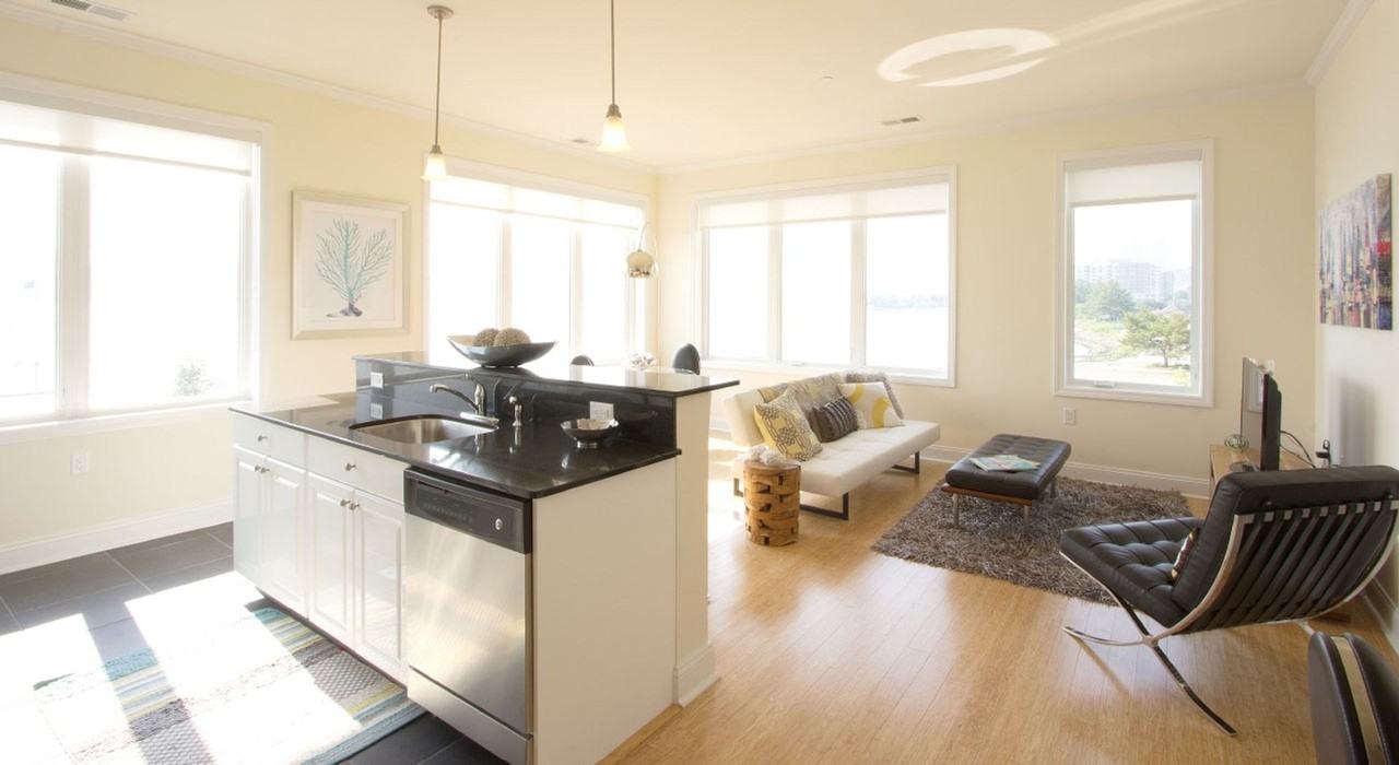 The View - Photo 4 of 43