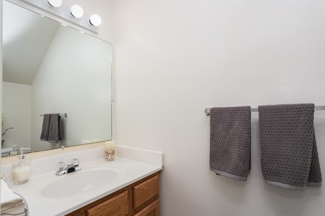 Ridgedale Townhomes - Photo 6 of 47