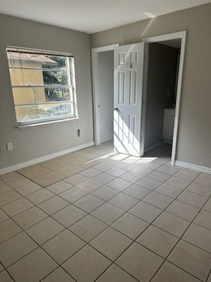 53 Deena Way - Photo 3 of 3