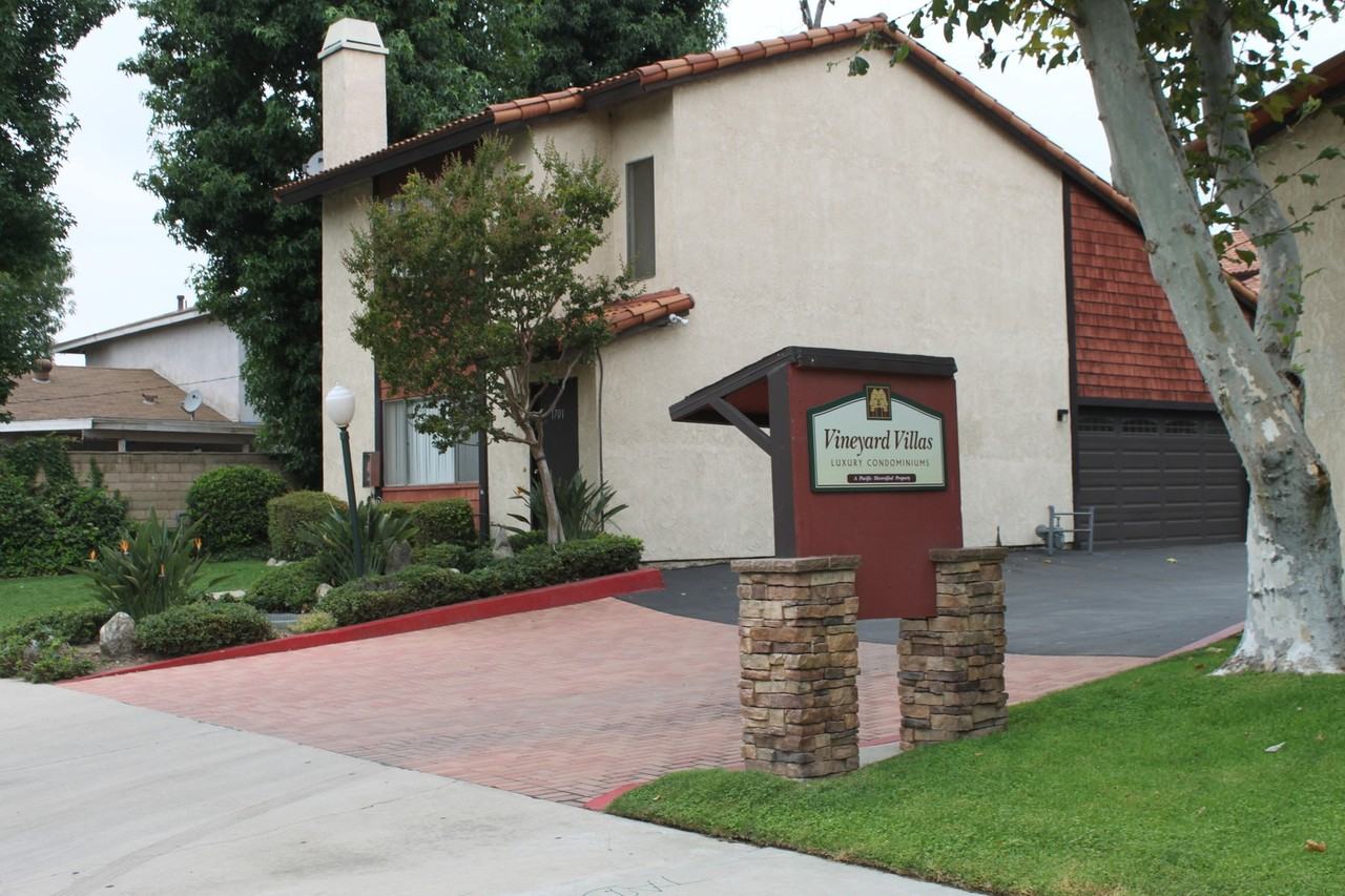 Vineyard Villas - Photo 2 of 10