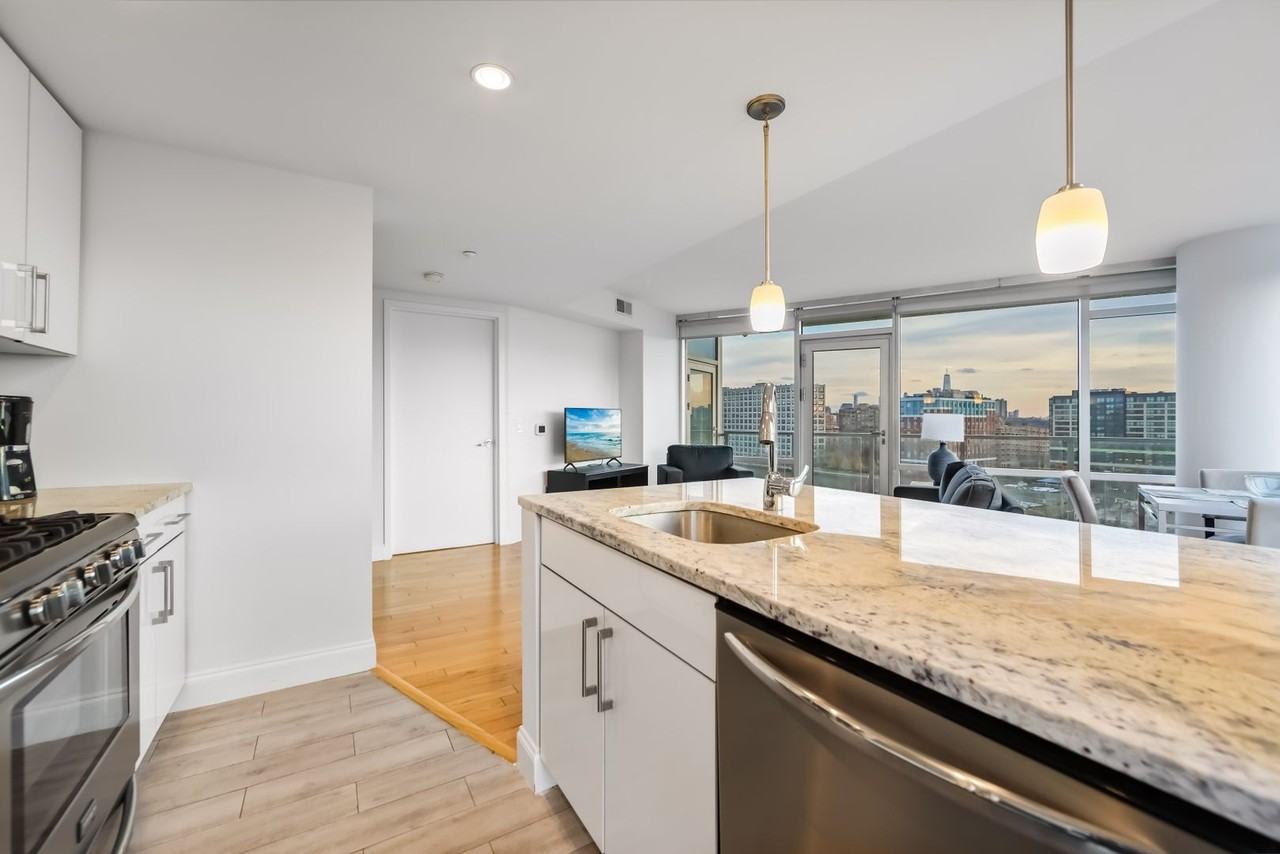 The Gateway Park Ave - Photo 5 of 50