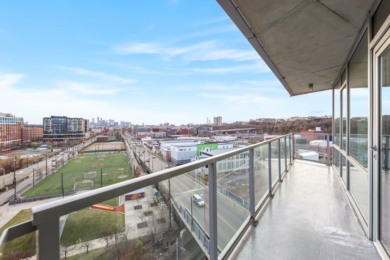 The Gateway Park Ave - Photo 3 of 50