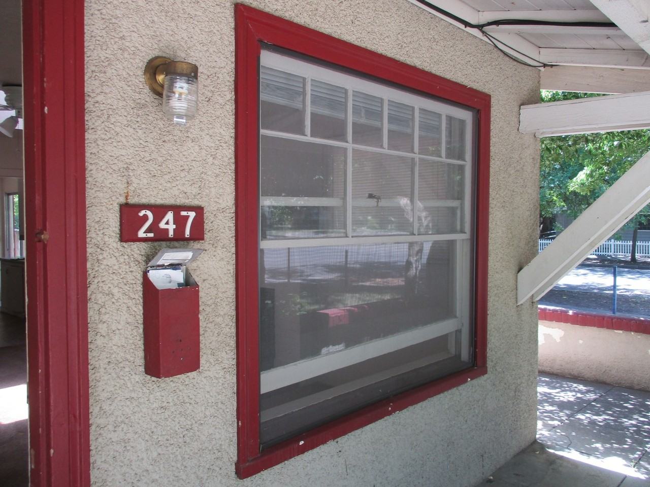 247 W 2nd Ave - Photo 4 of 24
