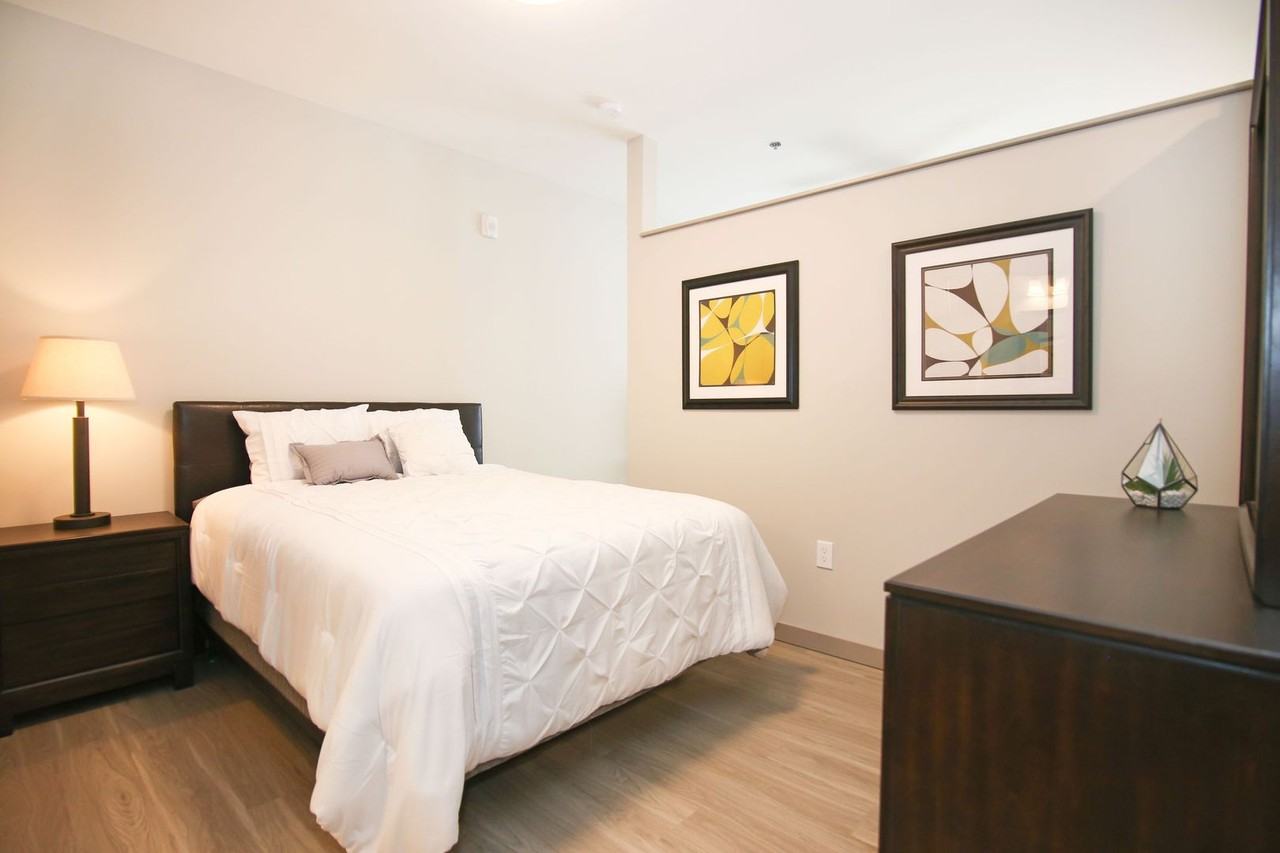 903 The Flats at 345 - Photo 4 of 50