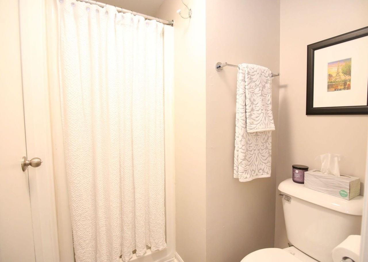 700 LSA - Photo 4 of 28