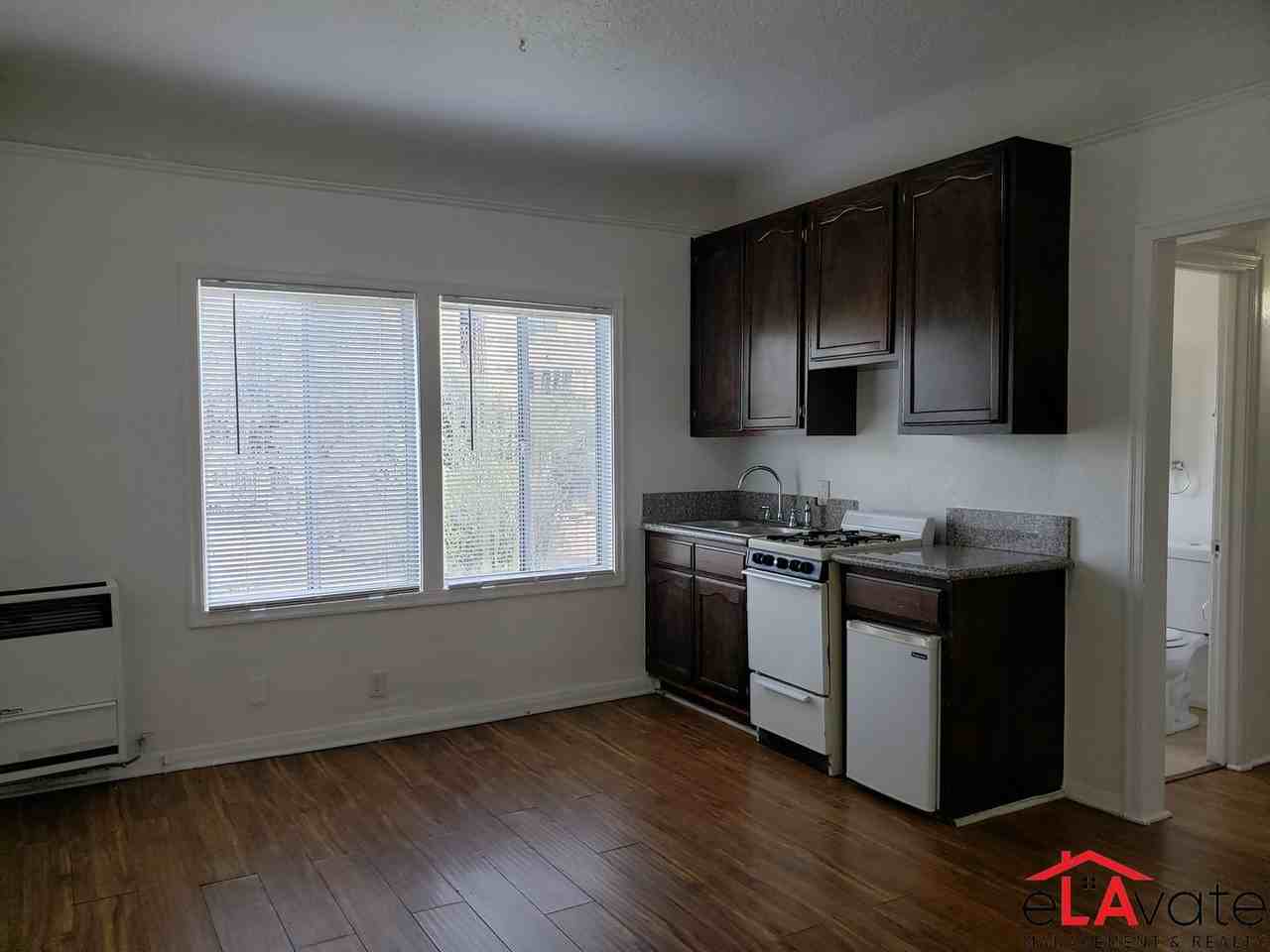 437 W 50th St. - Photo 2 of 6