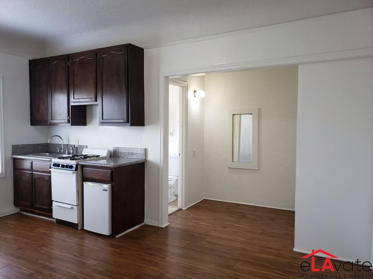 437 W 50th St. - Photo 6 of 6