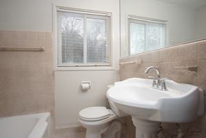 featured image of 3914 Gilbert Dr #D