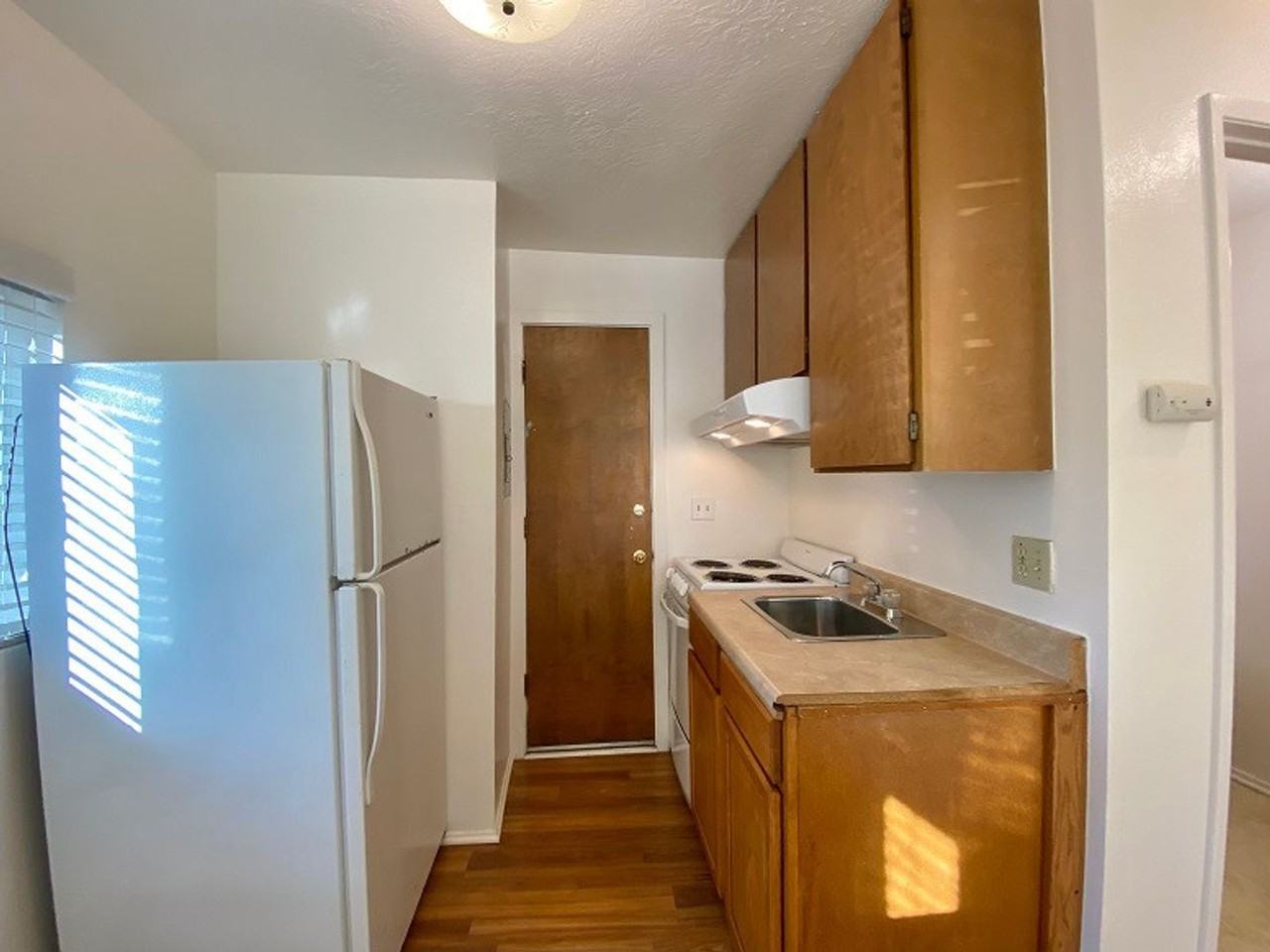 Third Street, 1404-1410 - Photo 7 of 25