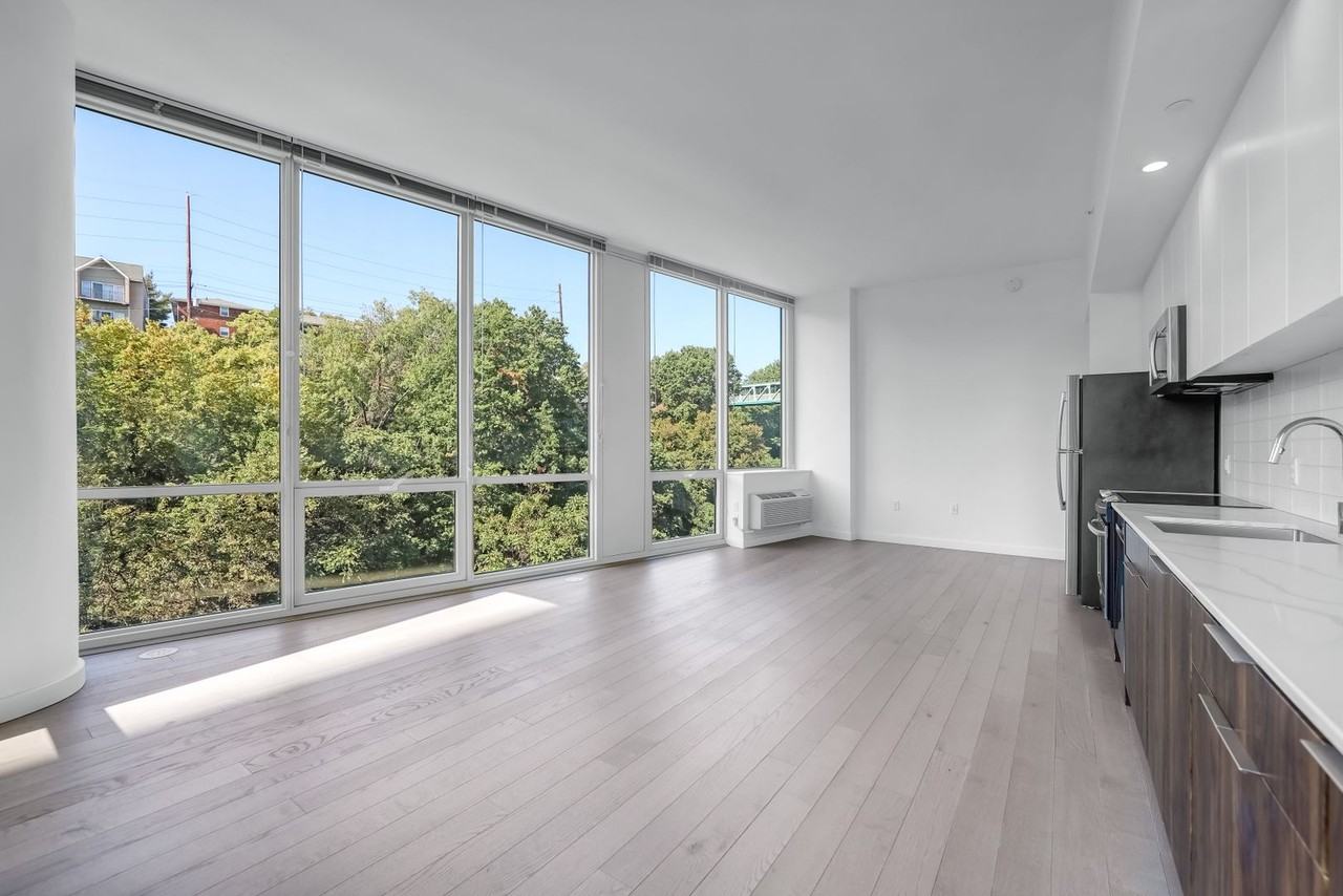 7 Seventy house - Photo 4 of 50