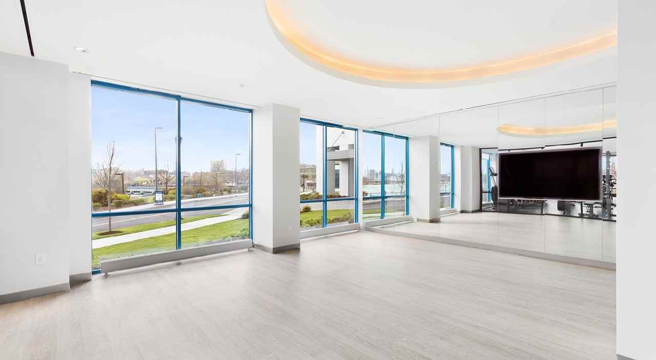 Hamilton Cove - Photo 2 of 50