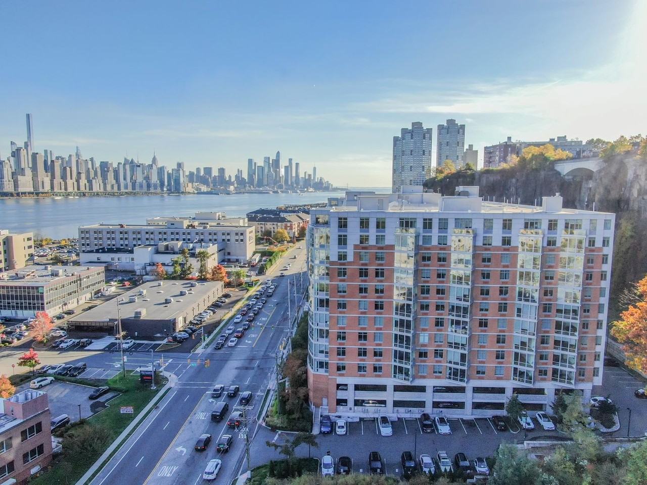 Duchess - Photo 5 of 50