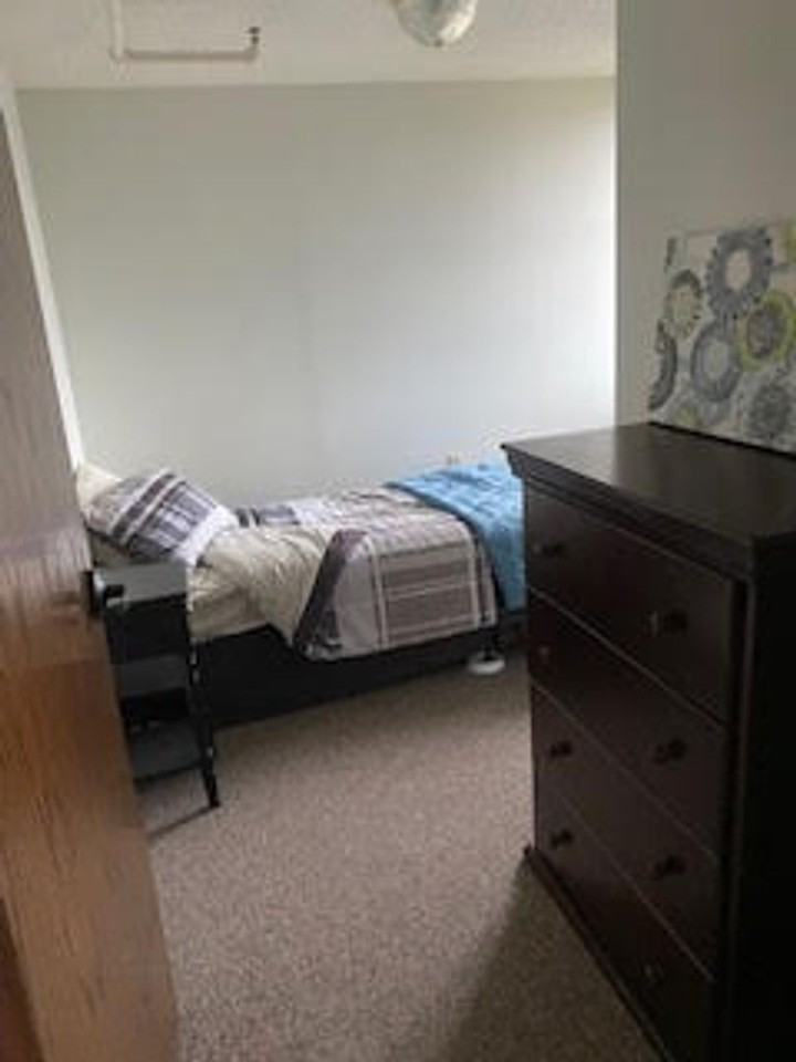 Valley View Apartments - Photo 5 of 10