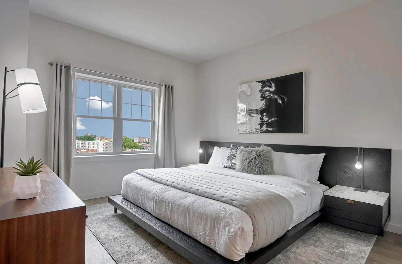 Atwater - Photo 7 of 50