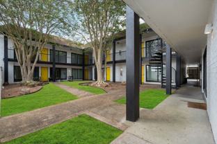 Dream Montrose - Photo 1 of 1