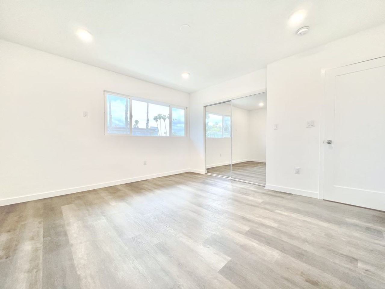 3900 Nicolet Ave. - Photo 7 of 9