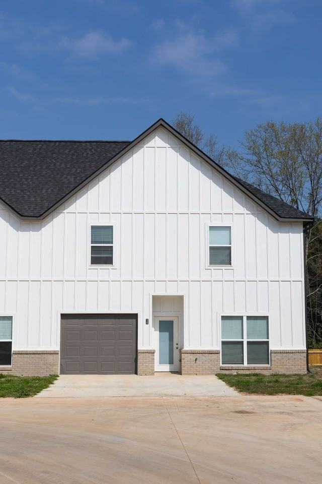 North Pecan Townhomes - Photo 2 of 24