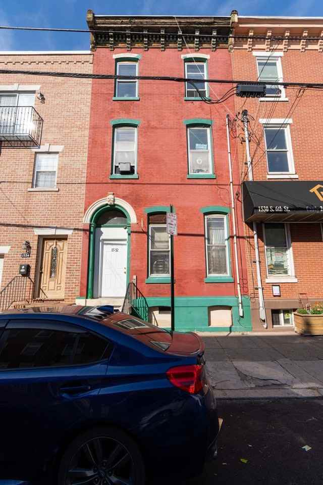 1532 S 6th St - Photo 2 of 14